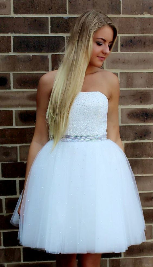 Strapless Ball Gown Tulle Jayleen Homecoming Dresses Beading Short White Pleated Princess