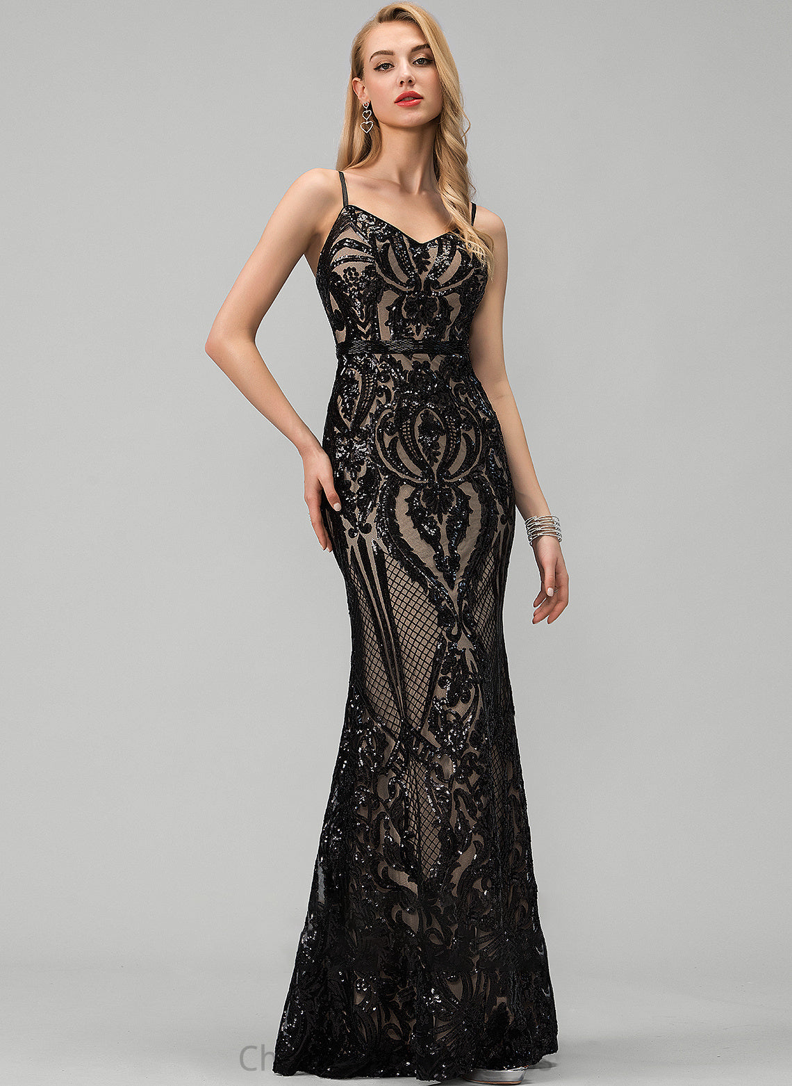 Sequins Prom Dresses V-neck With Floor-Length Sequined Giuliana Trumpet/Mermaid