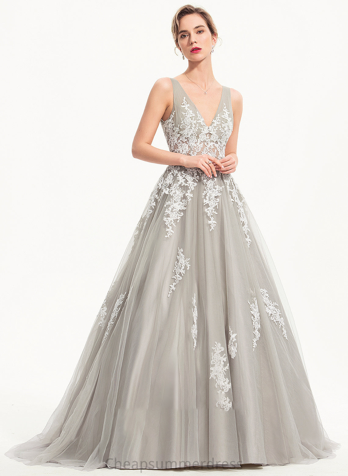 Train Tulle V-neck Prom Dresses Ball-Gown/Princess Laila Sweep