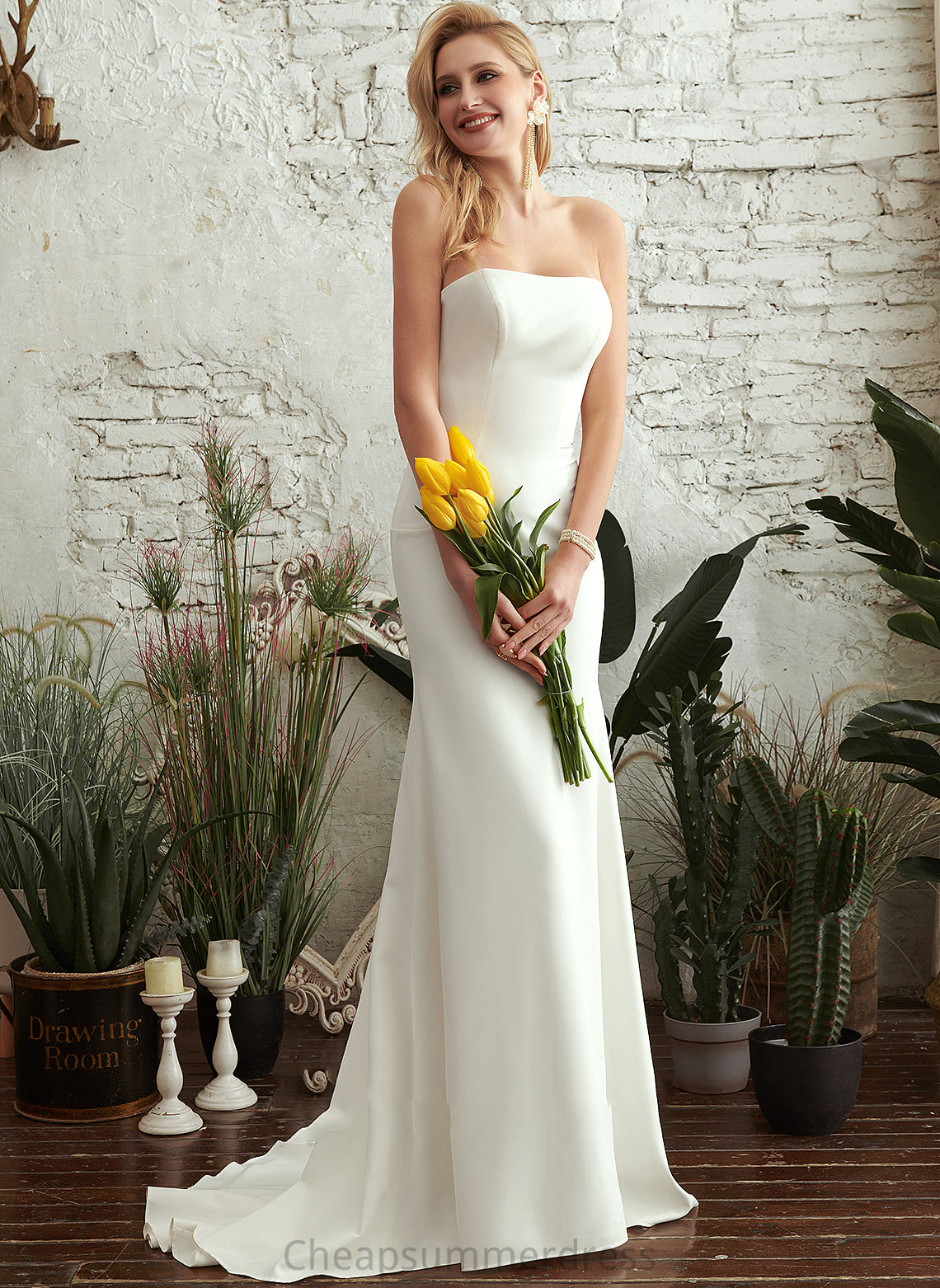 Strapless Sweep Wedding Wedding Dresses Dress Tiara Train Trumpet/Mermaid