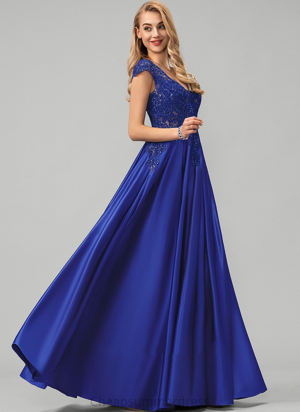 Floor-Length Ball-Gown/Princess With V-neck Satin Lace Cadence Sequins Prom Dresses