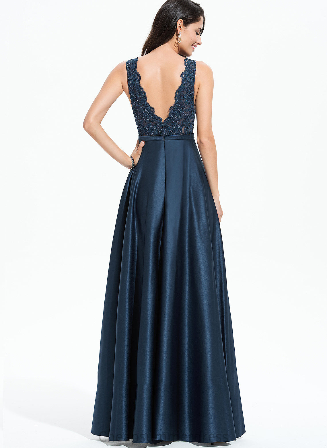 Split Sequins A-Line Milagros Prom Dresses Pockets Floor-Length V-neck With Satin Front Lace