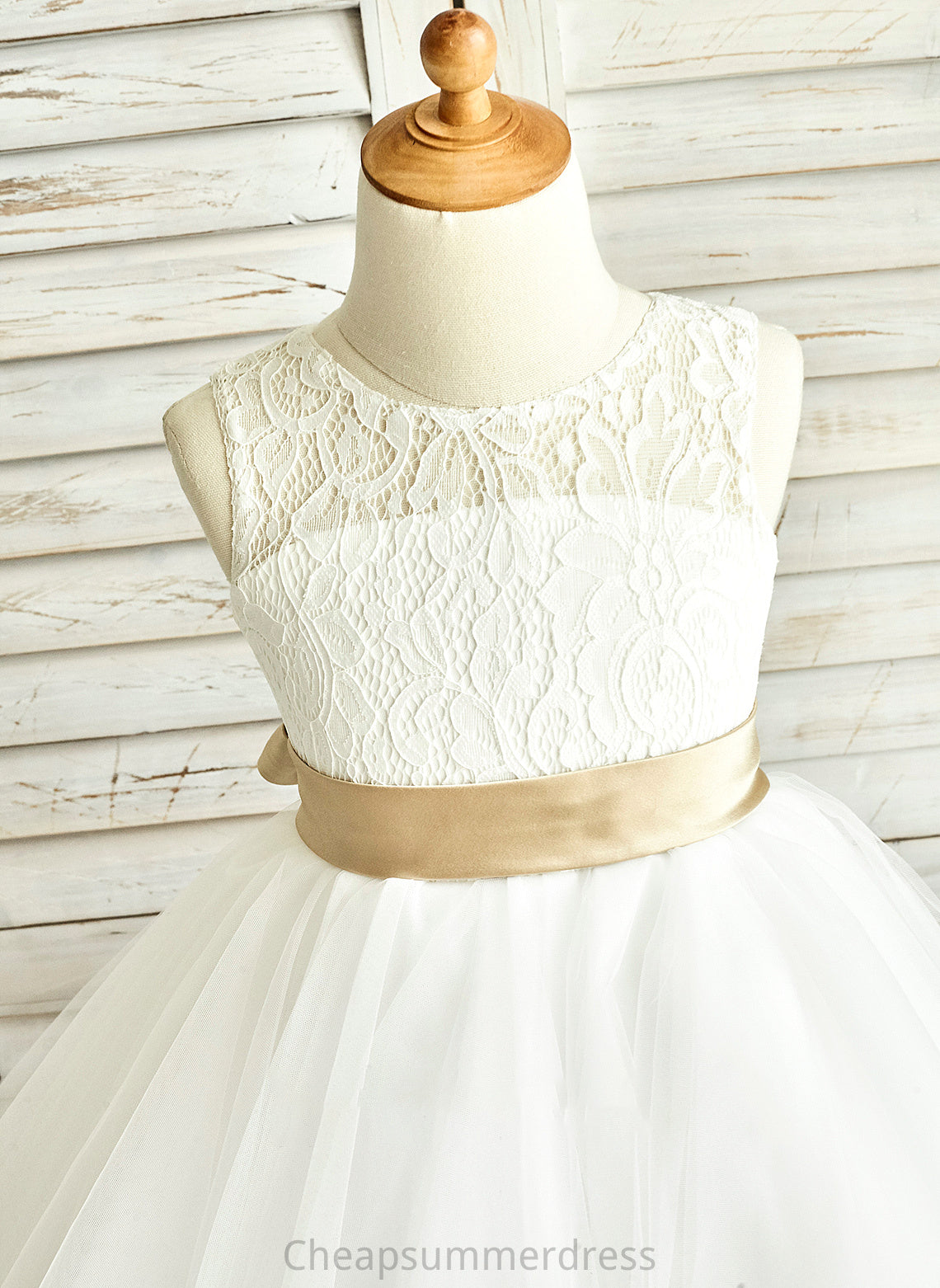 Tulle A-Line With Junior Bridesmaid Dresses Scoop Neck Brooke Sash Tea-Length